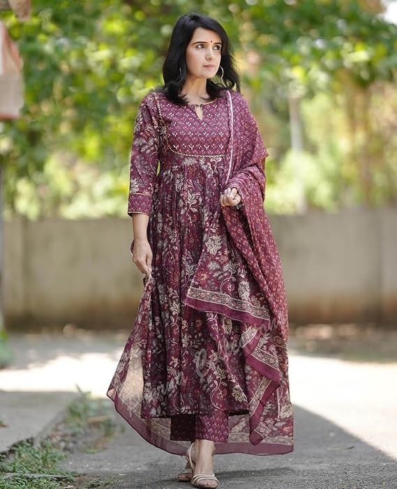 Aahana Women Printed Kurta and Pant Set with Dupatta