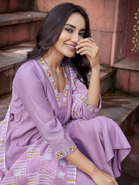 Avisha Chanderi Kurta Pant Dupatta Set For Women