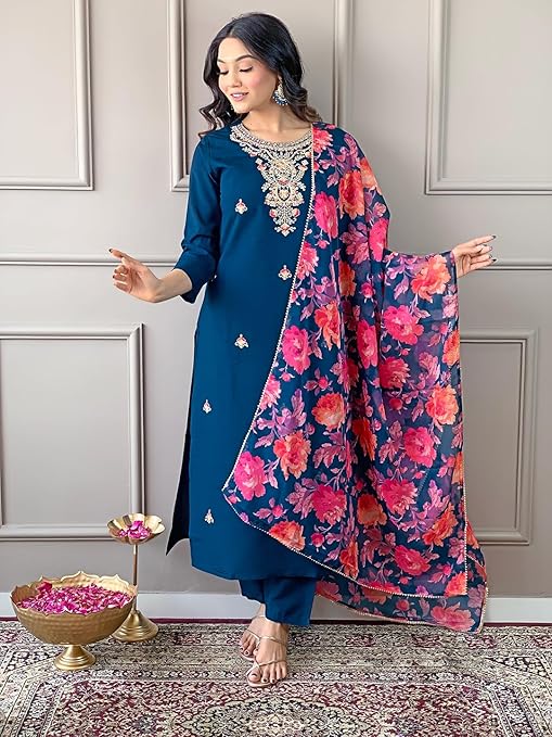 Naina Women's Rayon Embroidered and Printed Straight Kurta